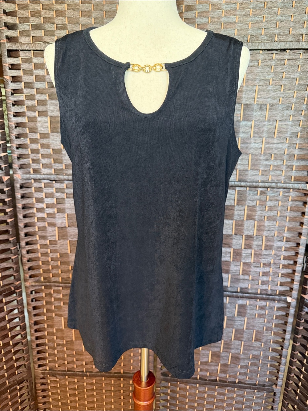 Dana Buchman Black Sleeveless Top with Gold Chain Accent